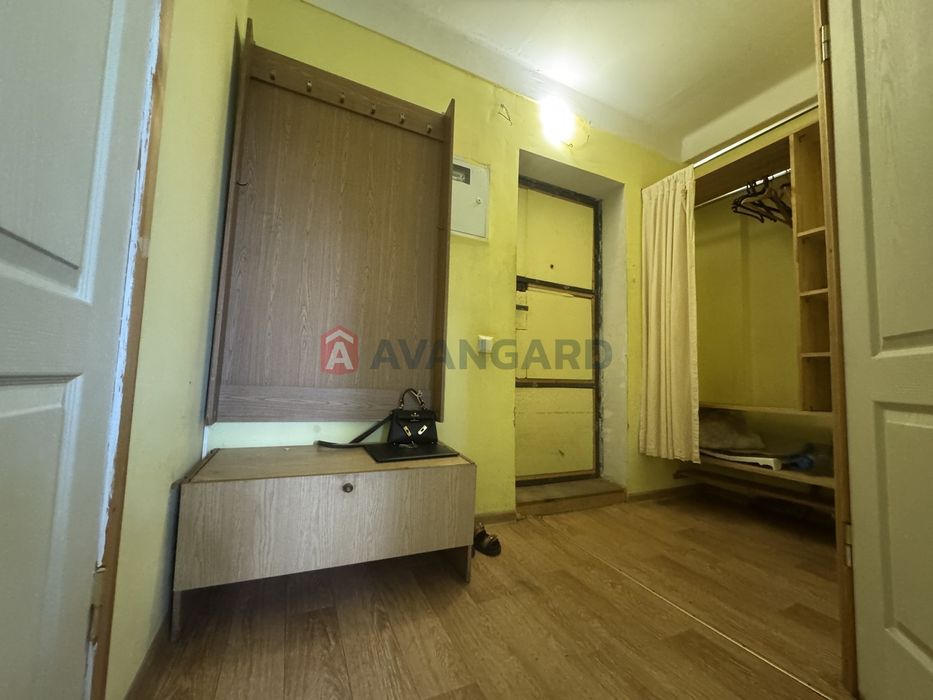 Продаж 1к./Космос Олімпійська