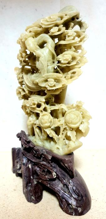 Magnífica antiga escultura asiática Deusa Guanyin em pedra de sabão