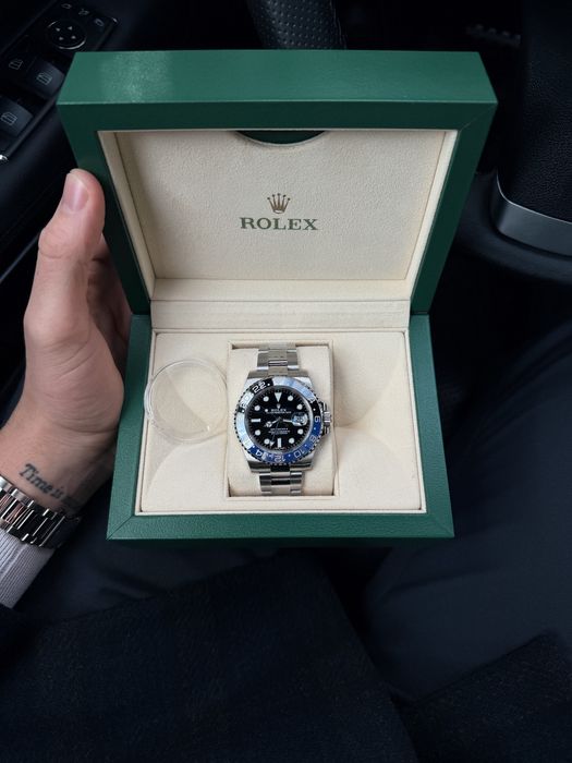 Rolex GMT-Master II “Batman” – 116710BLNR