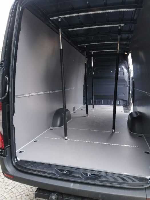 Mercedes Sprinter L4H2 Zabudowy samochodów dostawczych KNAUTECH
