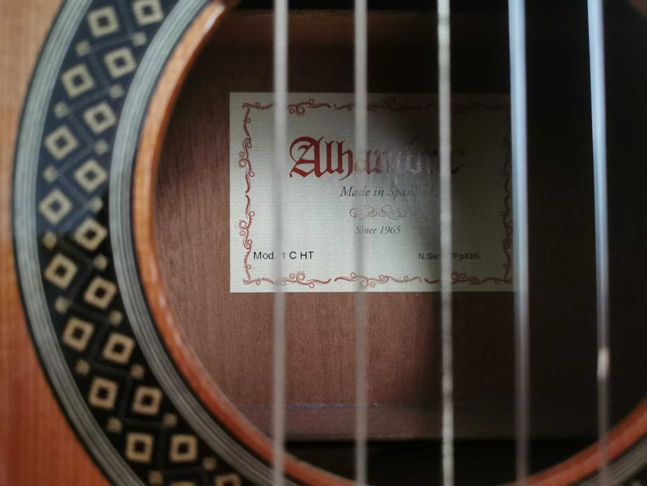 Guitarra Clássica Alhambra 1 C HT Original + Capa Macia + Suporte Madeira