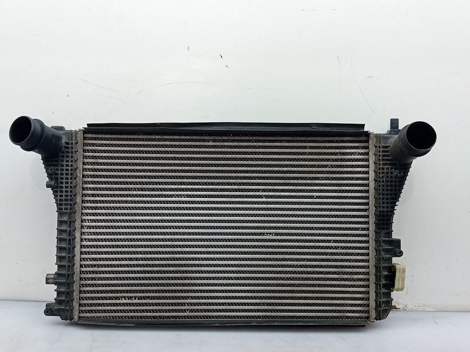 Radiador do intercooler VOLKSWAGEN Golf VI (5K1)