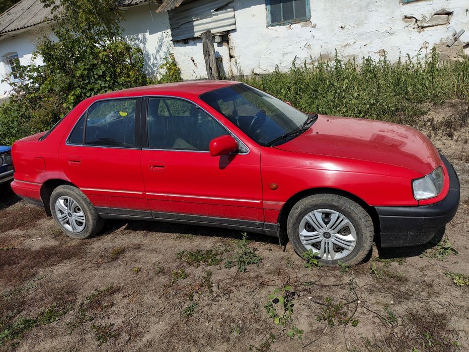 Продам Ласточку.  Hyundai Lantra 92r.