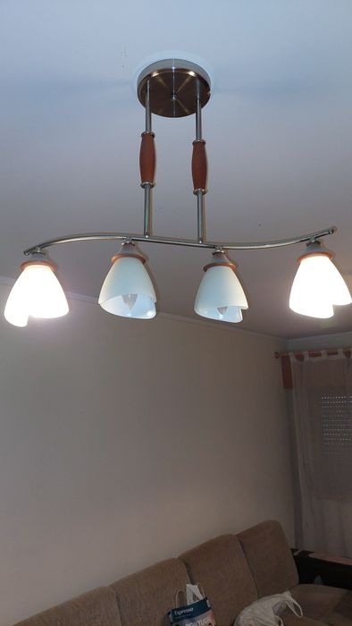 Candeeiros como novos