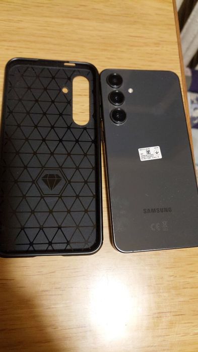 Samsung S24Fe  сірий