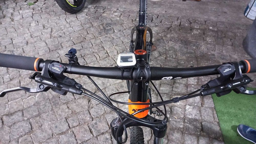 Bike KTM AERA 1964 - RODA 29 E CARBONO  Peso: 12,9kg TAMANHO L