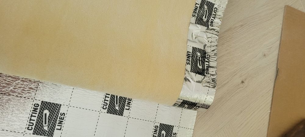 Folia,  podklad pod panele ULTIPROTEC Vinyl Click ACOUSTIC 2,2mm 
Numer oferty 13390754952