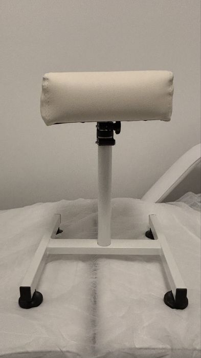 Podnóżek do fotela pedicure