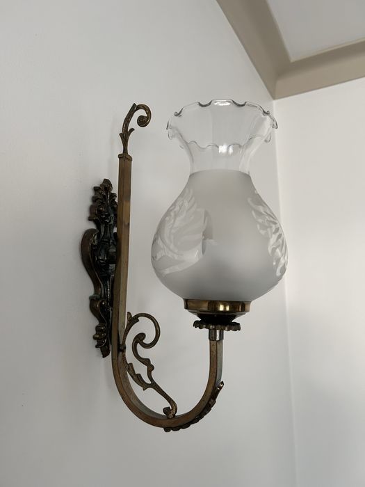 Candeeiro tecto e um de parede