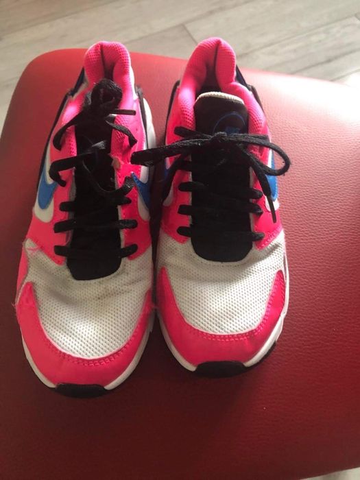 buty nike 37.5 < 3