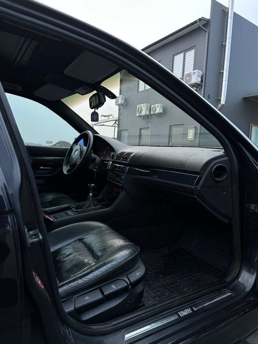 Продам Bmw E39 525і