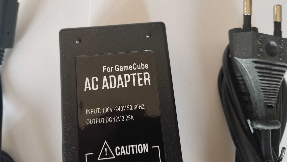 Nintendo GameCube - Transformador - NOVO