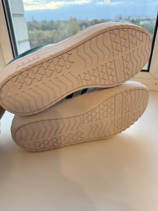 Adidas gazelle кросівки