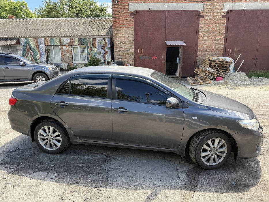 Продам Toyota Corolla