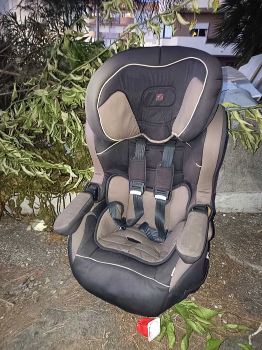 Cadeirinha de bebe 5€ semi nova