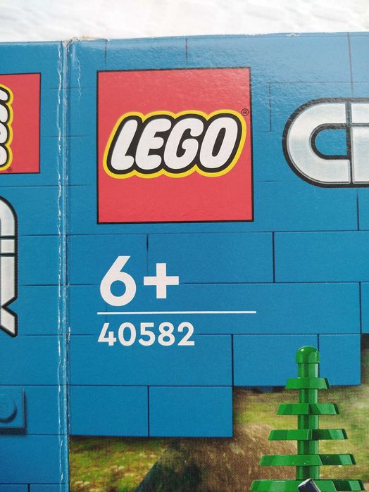 APENAS a Caixa de Papel Lego City 40582