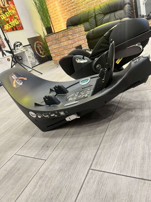 Cybex by jeremy scott автокрісло +база