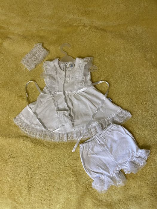 Нарядний комплект для новонародженої