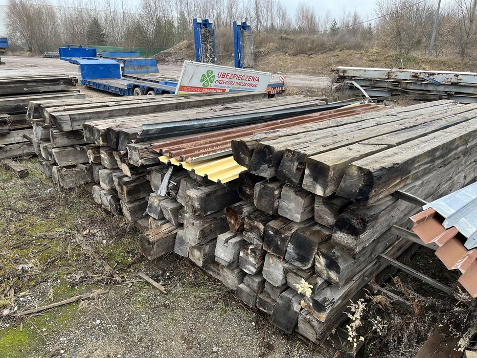 Belki drewniane strop