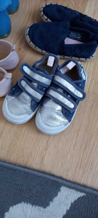 Buciki dziewczynka 23