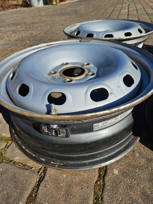 Felgi 16" Trafik Vivaro z czujnikami ciśnienia