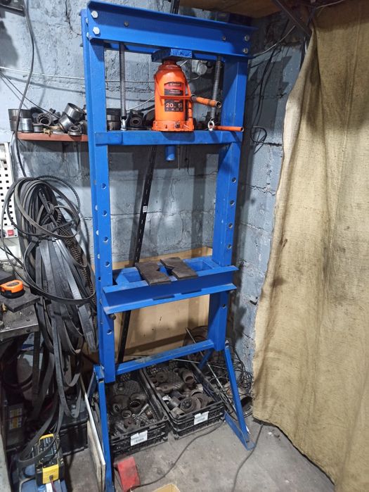 Пресс гидравлический