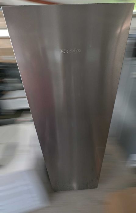 Zamrażarka wolnostojącą Miele FNS 4882 D edt/cs – stan bardzo dobry