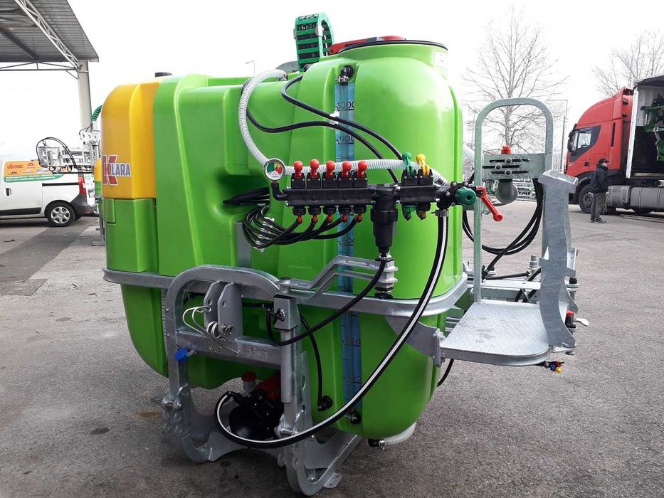 Обприскувач навісний Tolmet 1000л/16 оприскувач опрыскиватель навесной