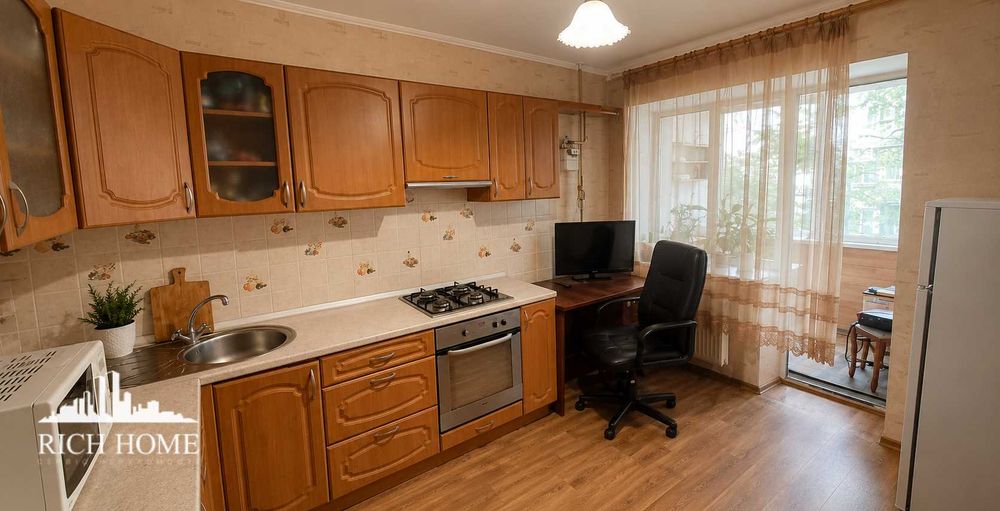 вул. Пономарьова 2/2. Продаж 2к квартири в цегляному  будинку з автономним опаленням
