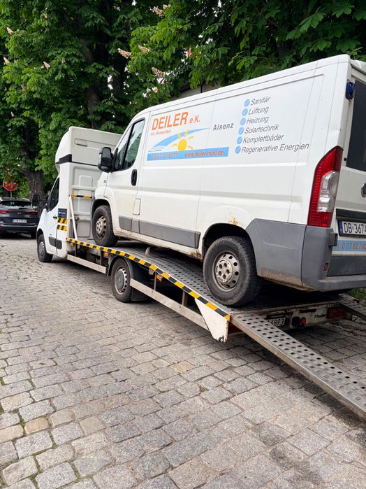 Auto laweta pomoc drogowa