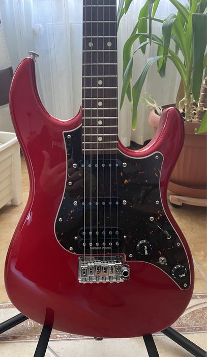 Fujigen stratocaster Odyssey 2 Candy Apple Red