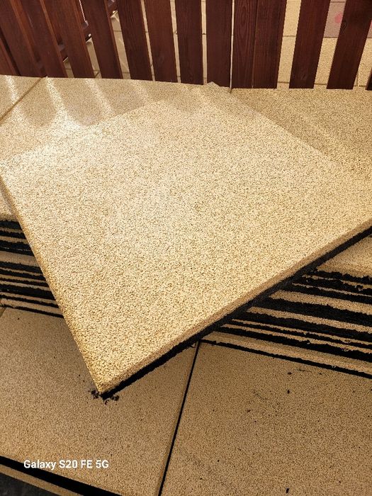 Plyty gumowe do placiw zabaw