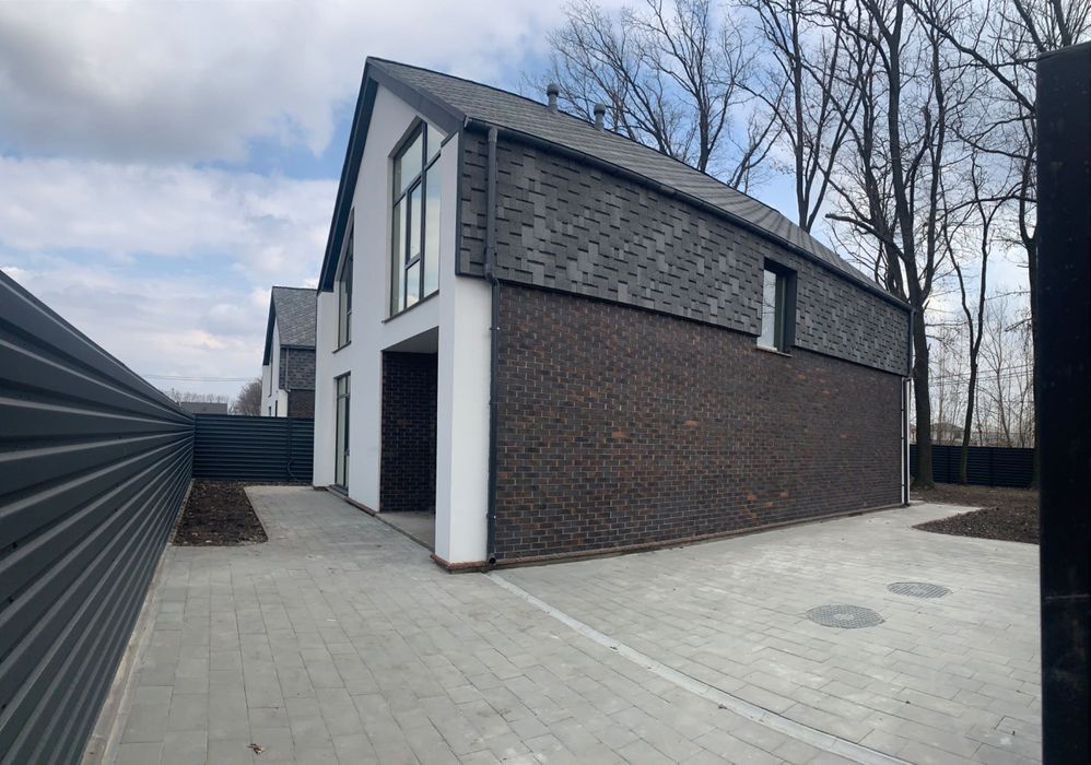 Продаж будинку 140 квадратів в Крюківщині 5 соток