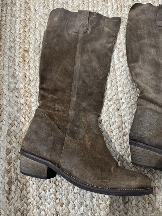 Botas cano alto camurça