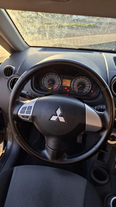 Mitsubishi colt CZ3 1.3 caixa automática/can automático