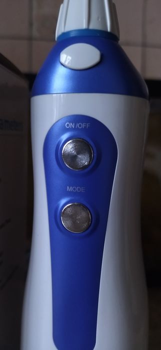 Ірігатор Rosmax в робочому стані