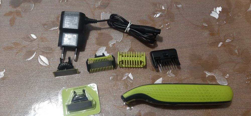 Електростанок Тример Philips One Blade