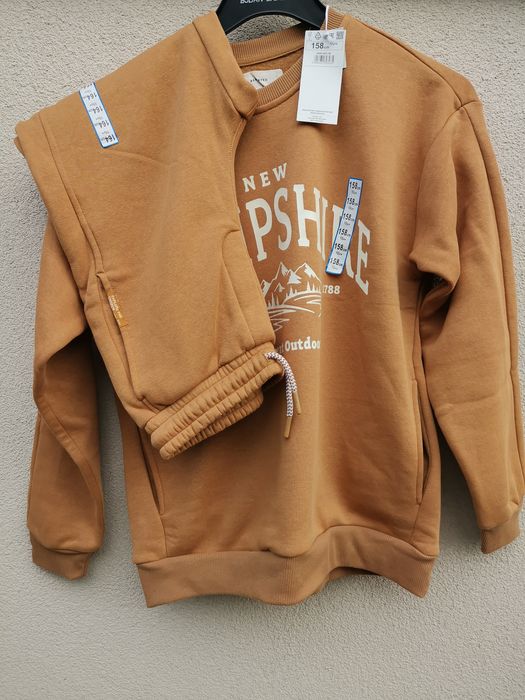 Ciepły dres Reserved 158/164.