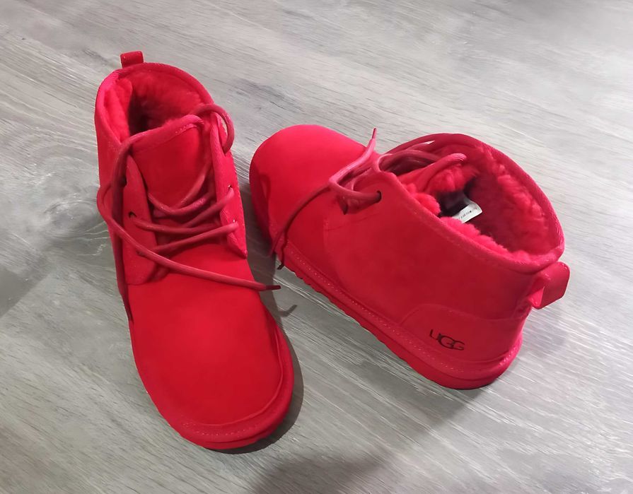 Жіночі зимові черевики UGG червоні 38р.