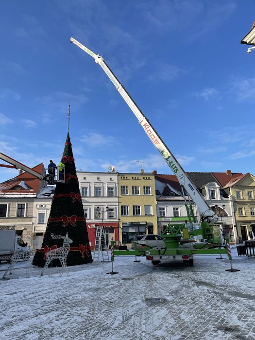 Żuraw Klaas K 21-31 TSH  z podestem roboczym.