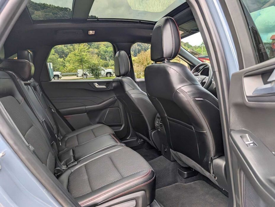 Ford Escape ST-Line      2024