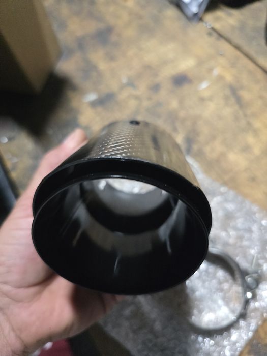 Ponteira de escape em carbono