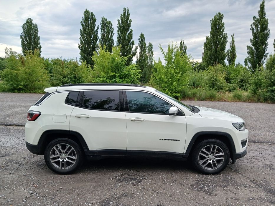 Продам авто джип компас кiнець 2019 року в гарному доглянутому станi.