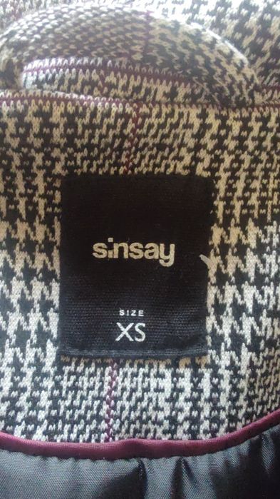 Marynarka w szarą kratę