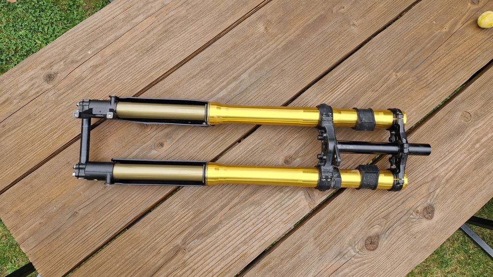 Fastace 2.0 gold surron fox amortyzator manitou