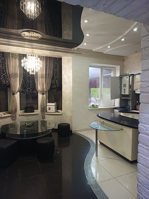 Продам  дом  Каменское возле  соснового леса  190000$