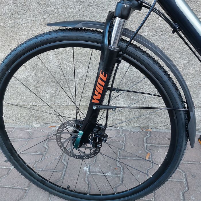 Rower White Bikes SC Trainer koła 28" roz L 19" Shimano Acera 3x7