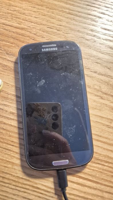 Trzy samsungi A5 S3 S5