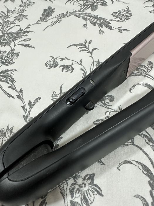 Alisador de Cabelo PHILIPS HP8321/00 (Cerâmica - 210 °C)