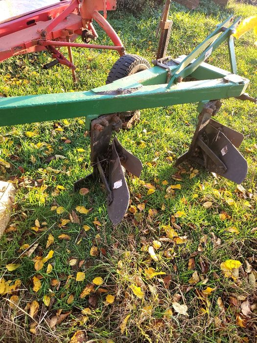 Продам плуг Плн 3.35